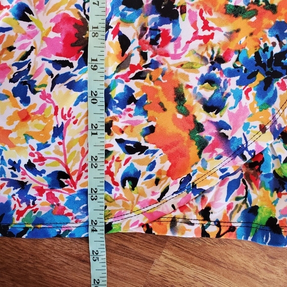 Premise Size PM Knee Length Floral Skirt - Picture 6 of 6